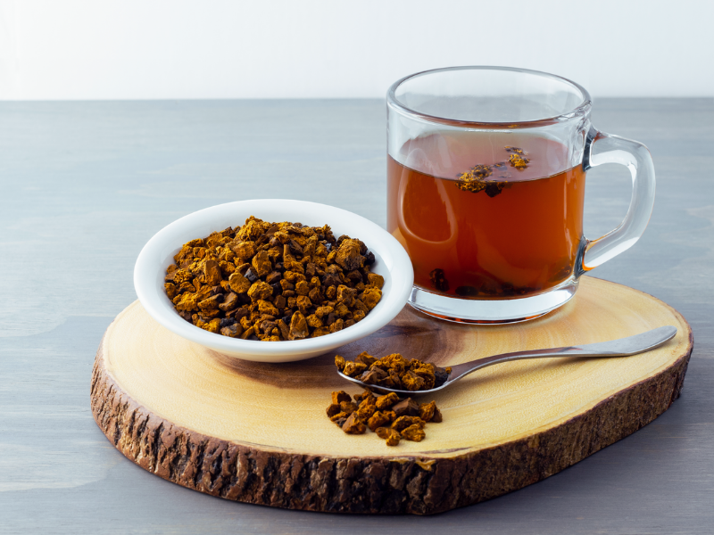 chaga mushrooms chunks and tea